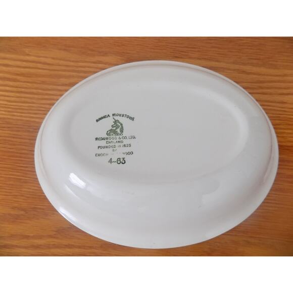 Wedgwood Regina Ironstone oval serving bowl diamond pattern - Picture 4 of 5